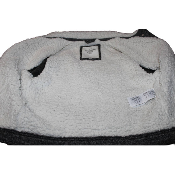 Women's Abercrombie & Fitch Gray Cream Sherpa Button Down Jacket Coat Size XS - Picture 3 of 6